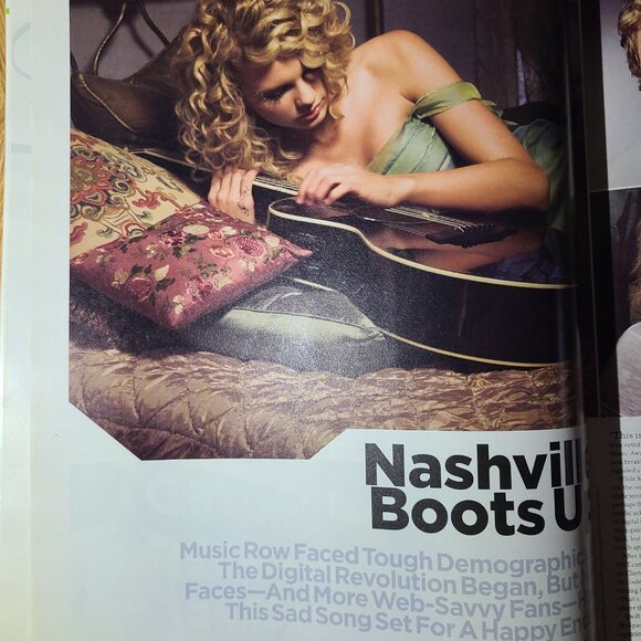 Taylor Swift 2008 Billboard Magazine - Picture 2 of 4